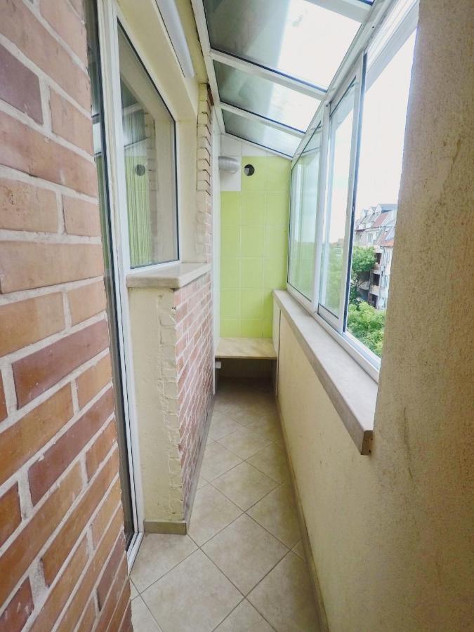 Spacious And Bright Maisonette Varna Center Exterior foto